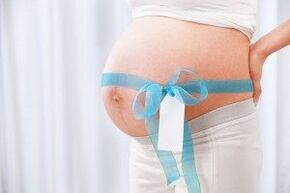 D'Gréisst vum Penis vun engem Jong gëtt indirekt vum Liewensstil vun der Mamm während der Schwangerschaft beaflosst.